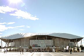 Stadiondach aus PVDF (Polyvinylidenfluorid) und PV