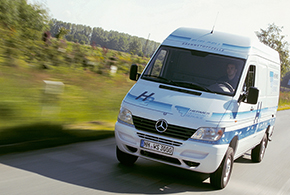 Nachhaltige Mobilität: Brennstoffzellen-Fahrzeug
