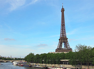 Eine Schiffahrt in Paris 
